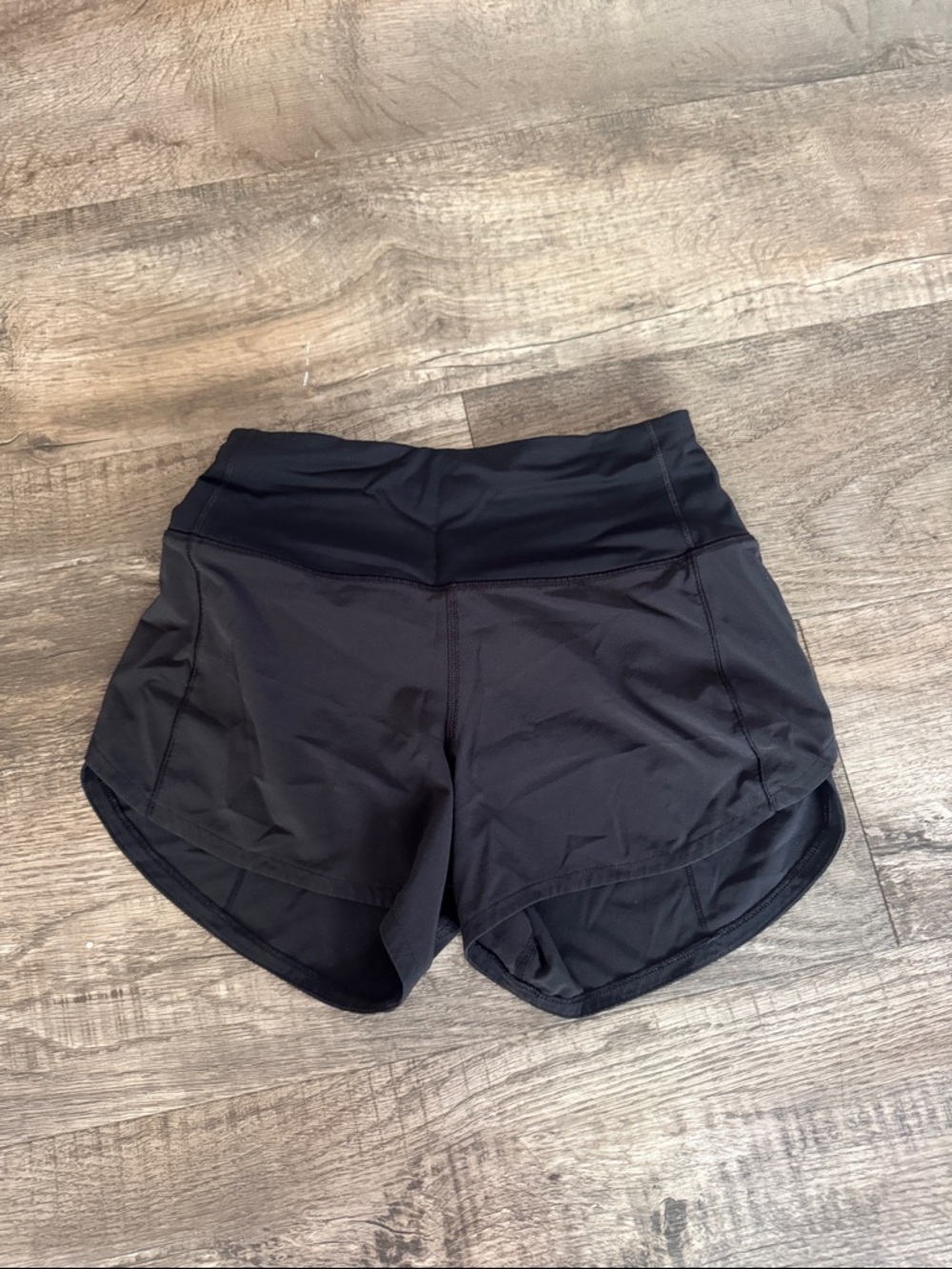 lululemon OG speed up short 4"